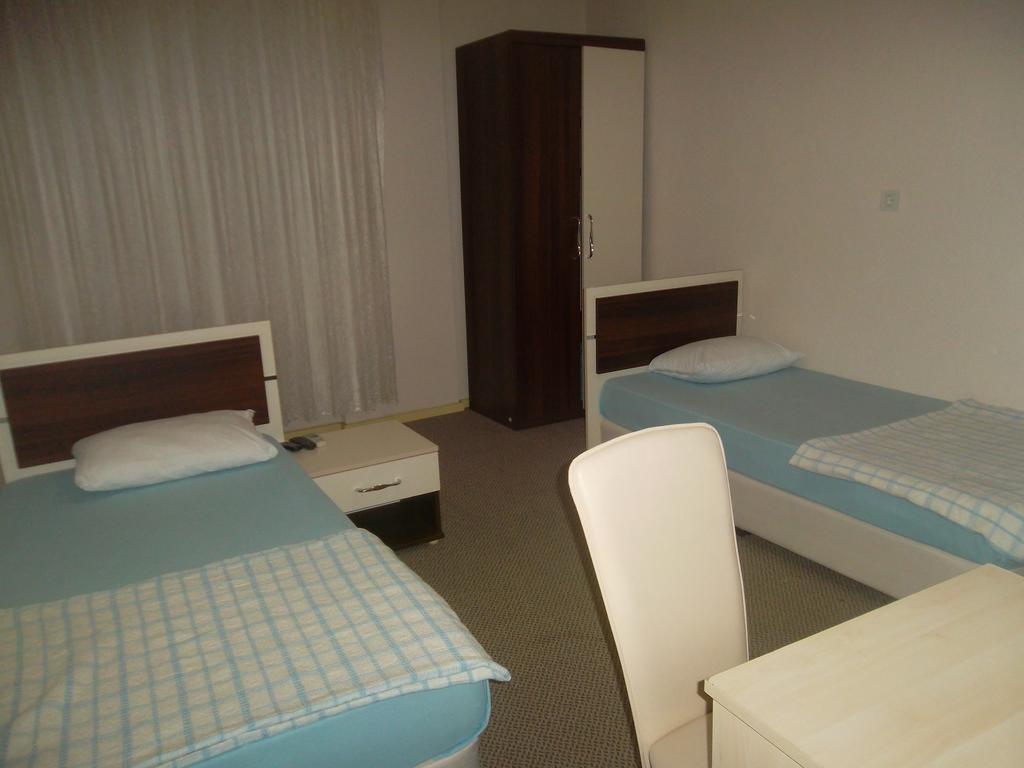 Konak Hotel Mut Exterior foto