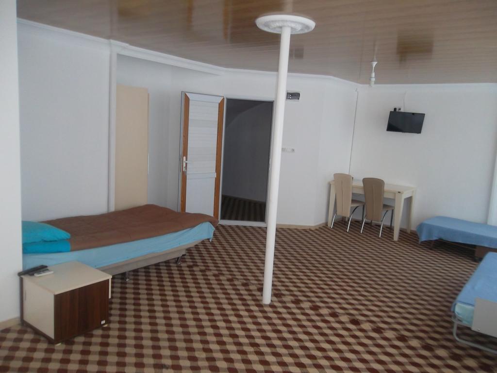 Konak Hotel Mut Quarto foto