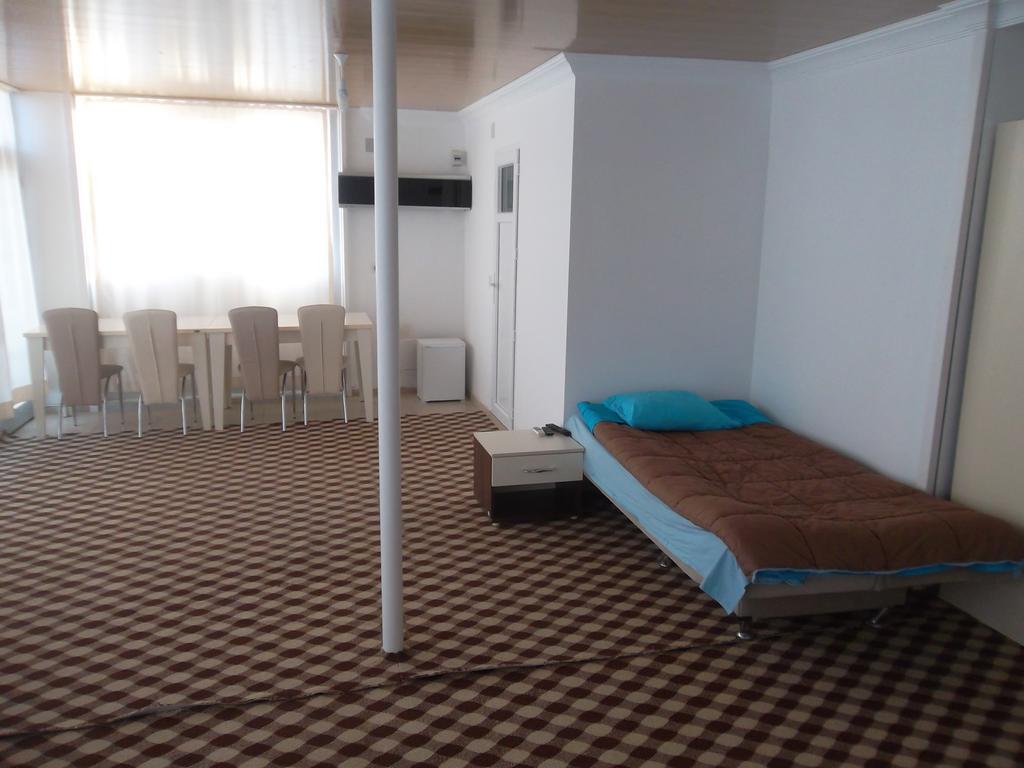 Konak Hotel Mut Quarto foto